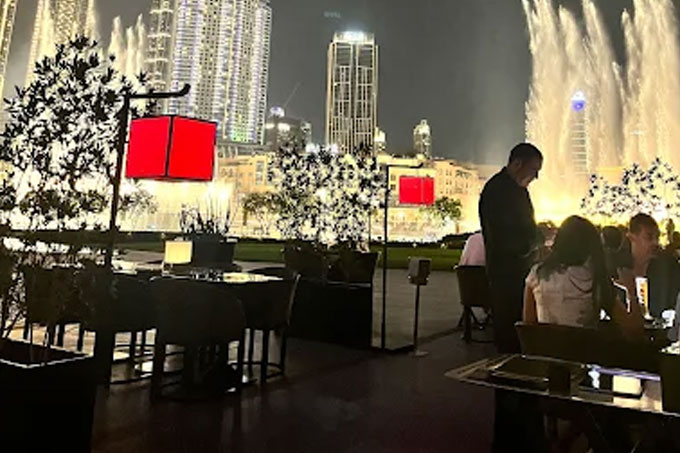 Armani Hashi